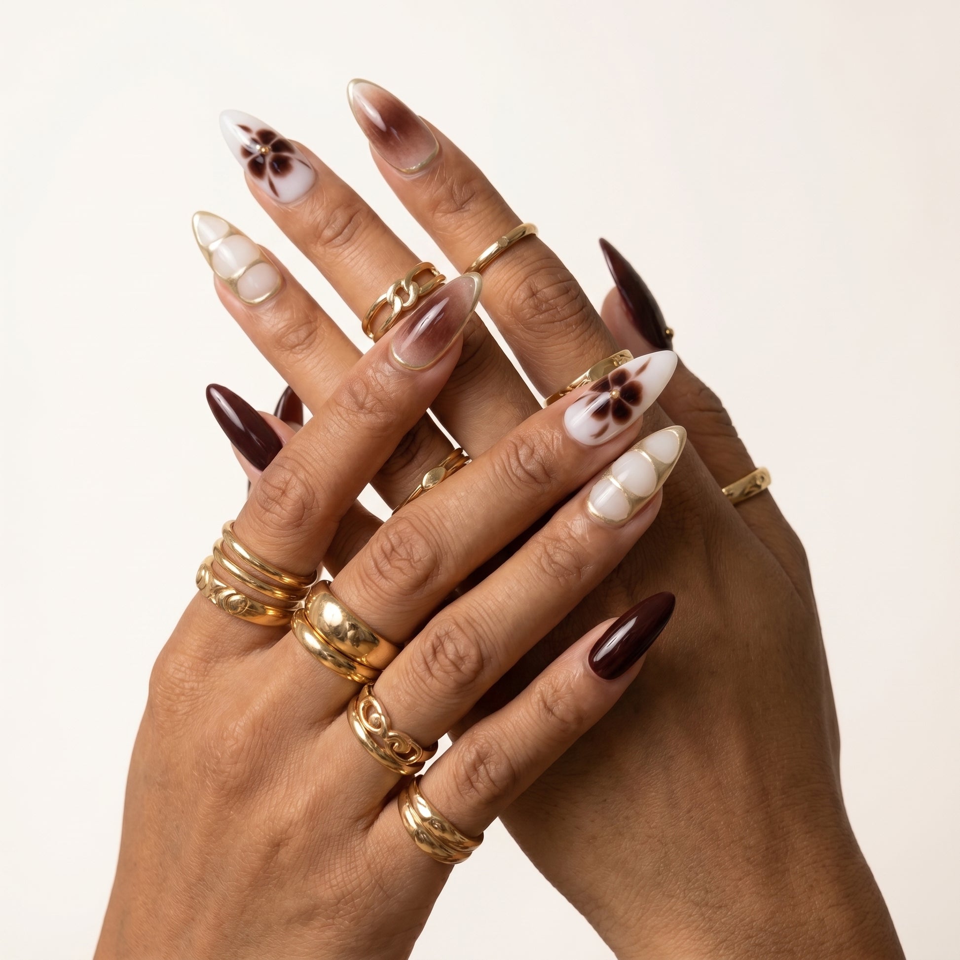 Noir Burgundy Muse
