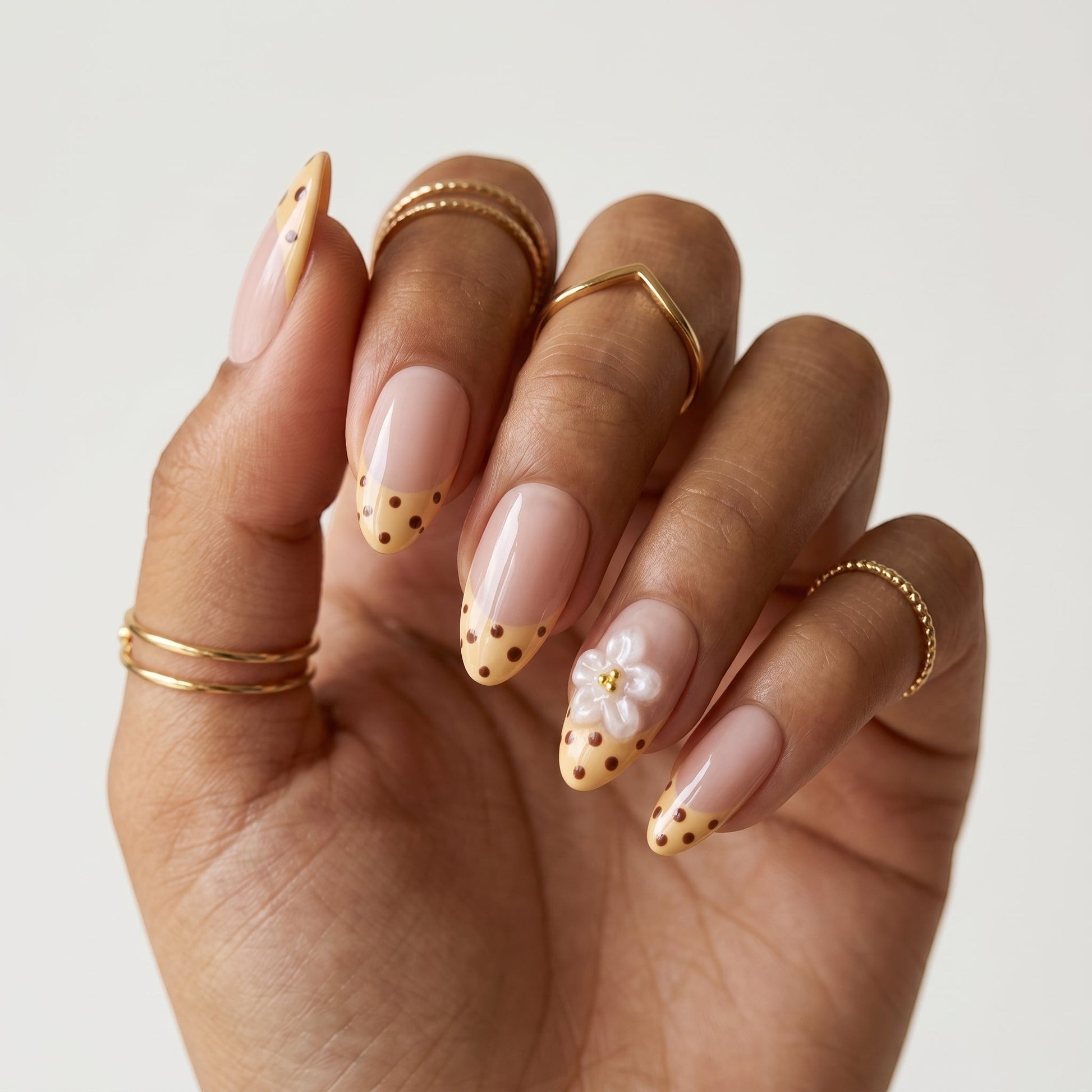 Honey Bloom French