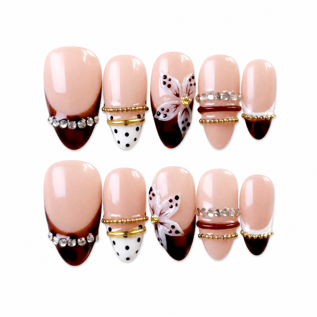 Retro Polka & Gold Accent